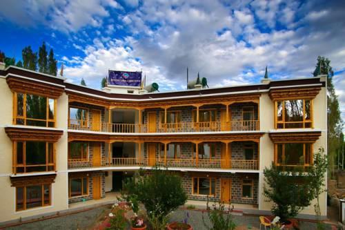 Hotel Lhalingkha Leh Exteriör bild
